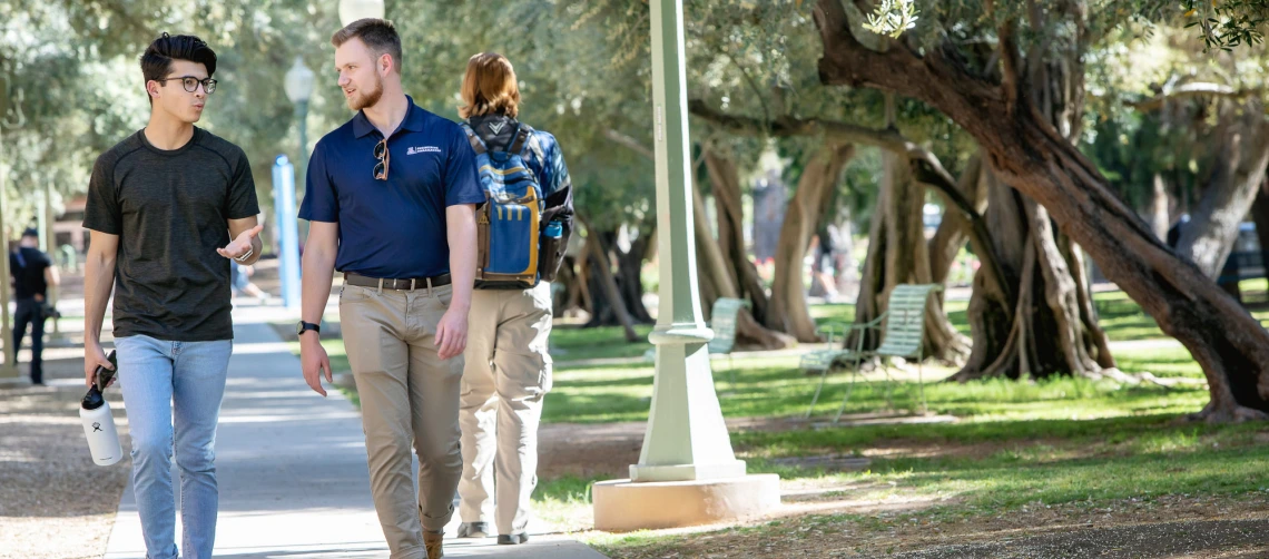 Students walking on the mall